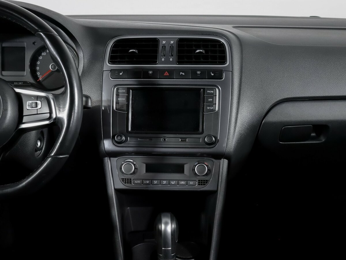 Купить Volkswagen Polo V Рестайлинг, 2019, 35 558 км, фото №11