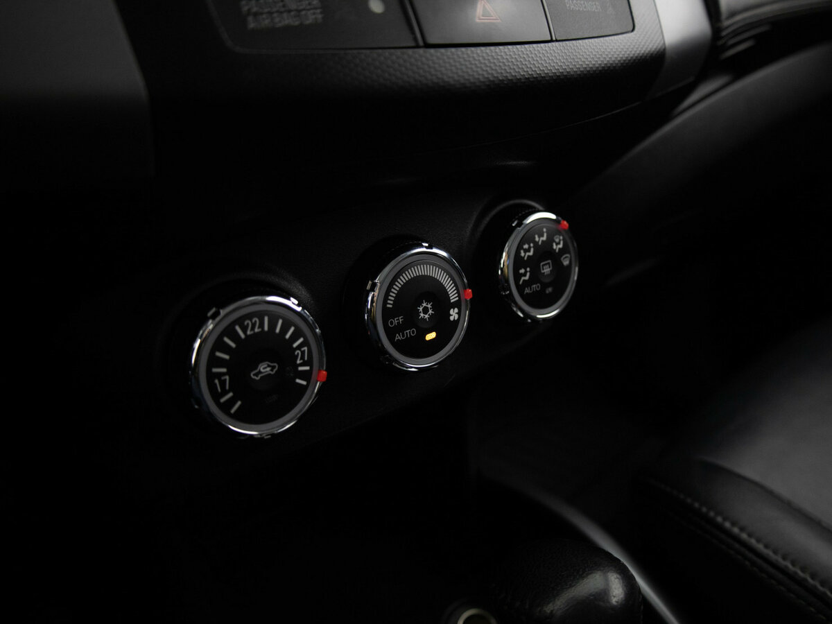 Купить Peugeot 4007, 2012, 224 694 км, фото №10