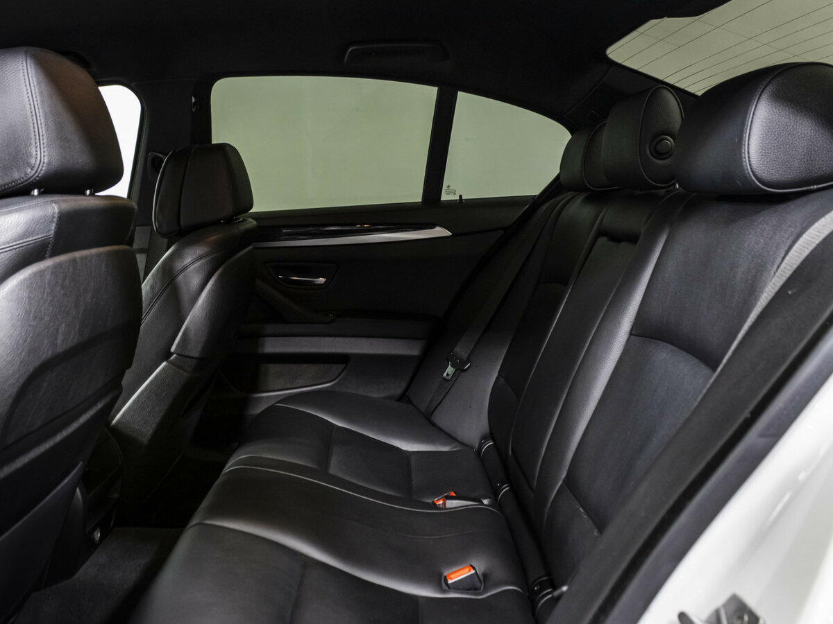 Купить BMW 5 серии 528i xDrive VI (F10/F11/F07) Рестайлинг, 2016, 150 066 км, фото №12